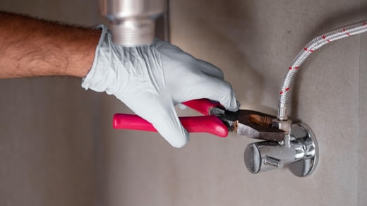 Connection hose installation